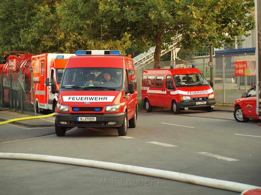 Feuer5 Koeln Niehl GVG Geestemuenderstr P366.JPG